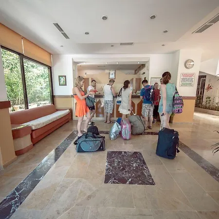 Hotel Portofino İçmeler